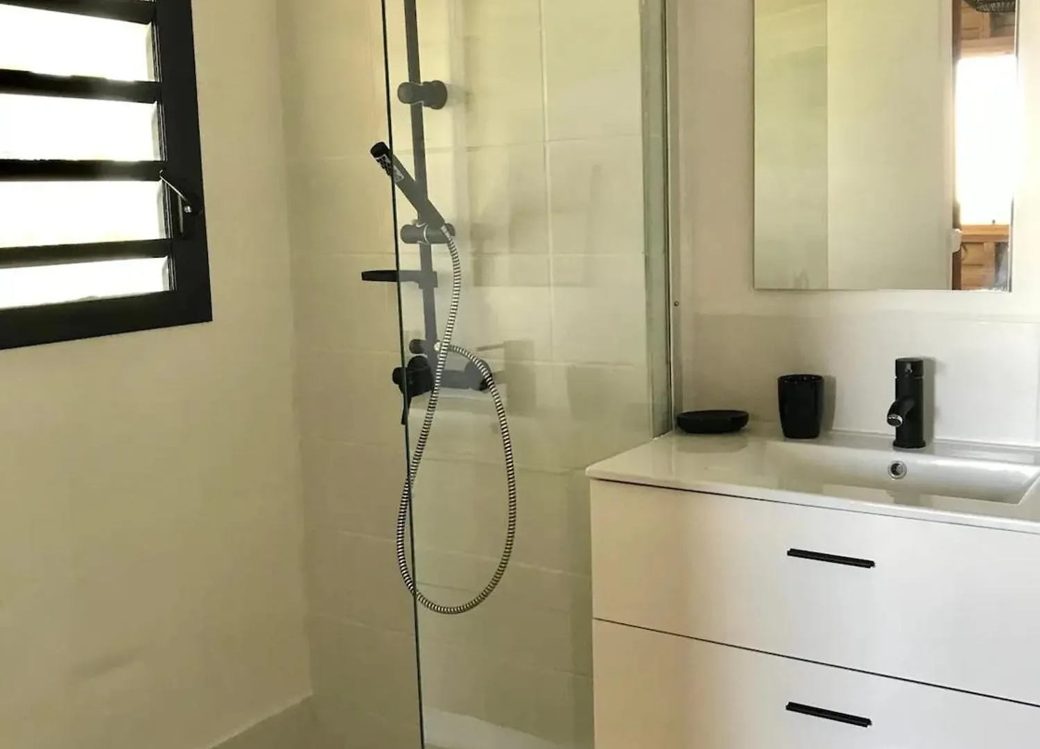 Chalet Charmant A Le Gosier Avec Piscine Privee Guadalupa