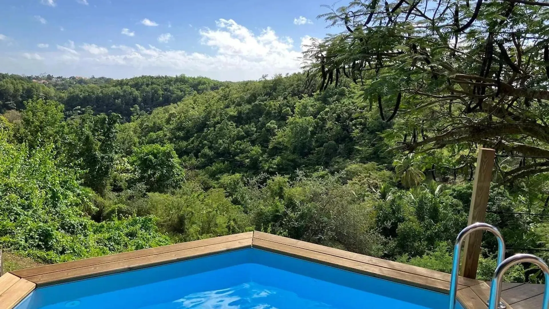 Chalet Charmant A Le Gosier Avec Piscine Privee